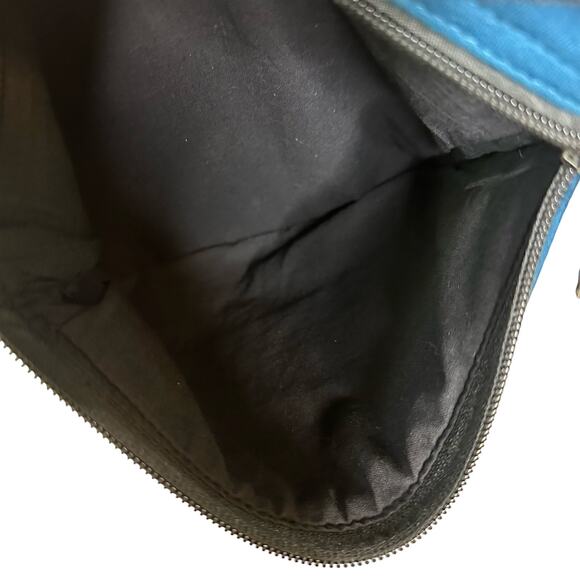 Rising Tide Blue Art to Wear Embroidered Floral Cotton Boho Crossbody Bag - Picture 8 of 8